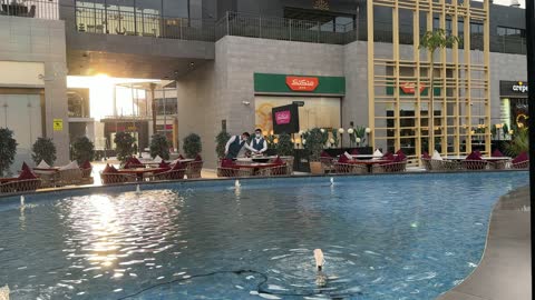 شرفات بارك الخبر جلسات مطاعم خارجية وقت الغروب