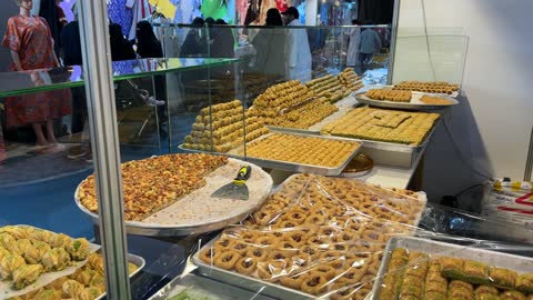 عرض الحلويات العربية في معرض إكسبو الظهران