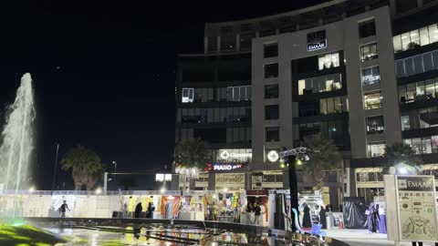 فعاليات ليالي إعمار جدة والنوافير المضيئة ليلاً