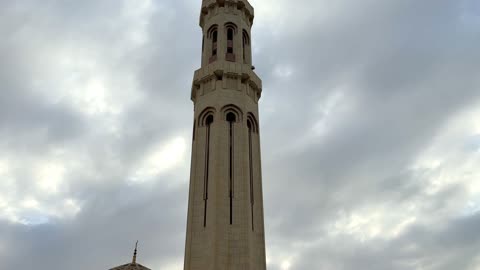 مئذنة جامع السلطان قابوس الأكبر مسقط فيديو