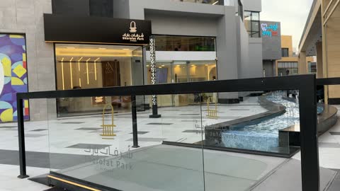 Sharfat Park Square, a green oasis in the heart of Khobar, offers various recreational and family activities, relaxation spaces, and enjoyable experiences, a meeting point of nature and urban life.