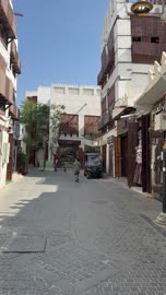 جولة في شوارع منطقة البلد التاريخية بجدة