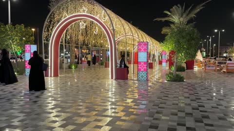 واجهة مكان في شتوية مول وستفيلد  الدمام