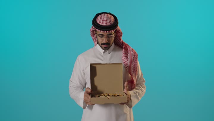 Saudi Man in Traditional Thobe Holding Pizza Box Studio