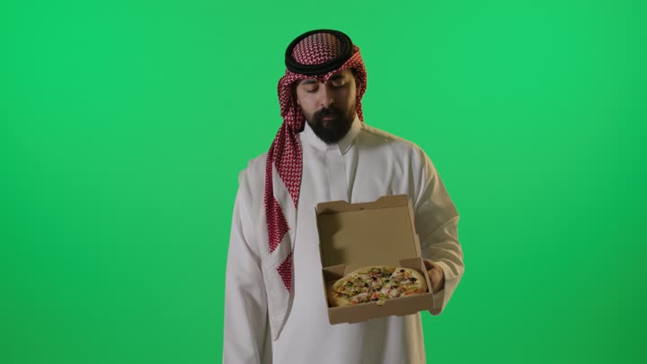 Saudi Man Holding Pizza with Thumbs Down Green Screen