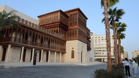 مبنى تراثي حجازي في حي البلد التاريخي بجدة
