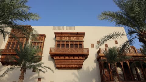 العمارة الحجازية والرواشين في حي البلد بجدة