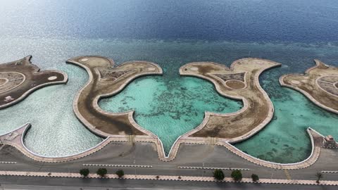 تصوير جوي لواجهة محافظة ضباء البحرية في السعودية