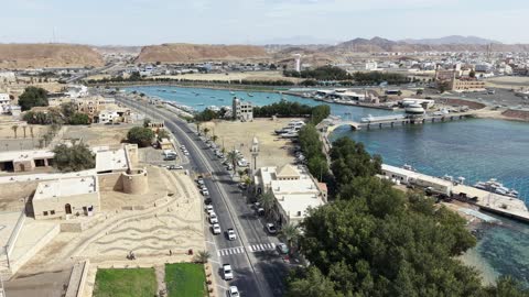 لقطة جوية لمدينة ضباء والساحل في السعودية