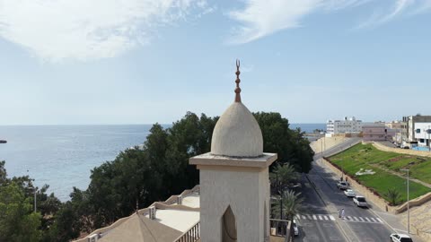 مئذنة مسجد في ضباء تبوك البحر الأحمر تصوير جوي