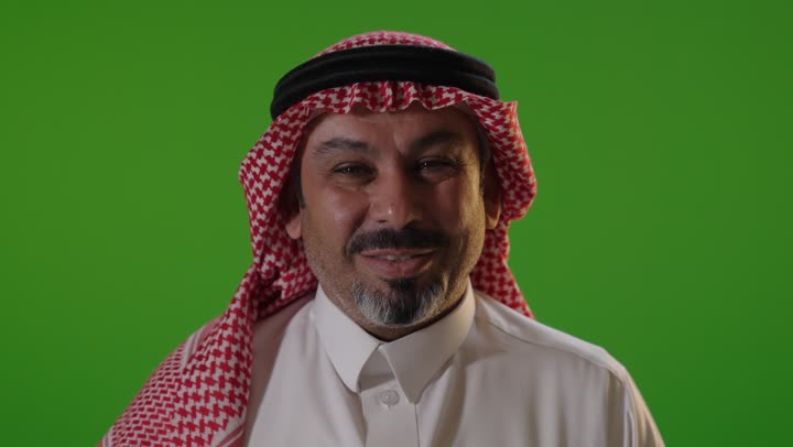 Saudi Man in Traditional Dress on Green Screen