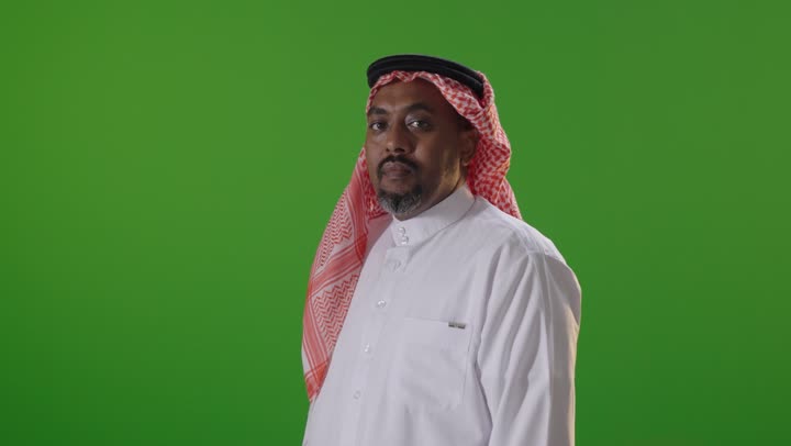 Saudi Man in Traditional Thobe on Green Screen