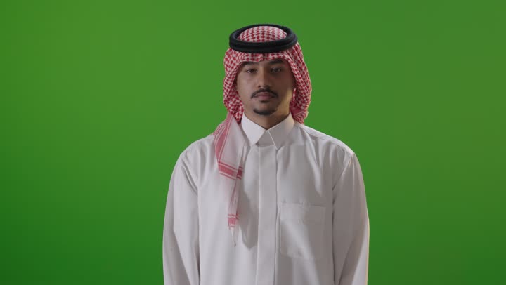 Saudi Man in Traditional Thobe on Green Screen Studio