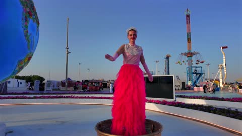 فنانة بزي وردي في مهرجان ينبع السعودية