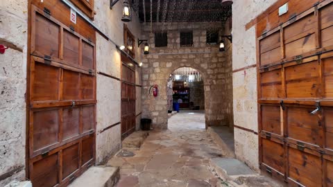 سوق الليل التاريخي في ينبع السعودية لقطة داخلية