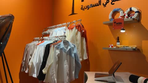 عرض ملابس علامة تجارية سعودية في إكسبو الظهران