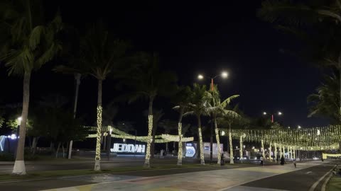 الممشى الفني في جدة زينة رمضان ليلاً السعودية