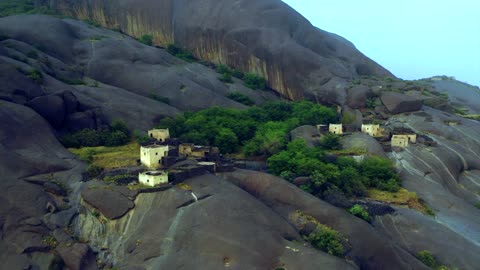 قرية غية السعودية جبال عسير تصوير جوي بالدرون