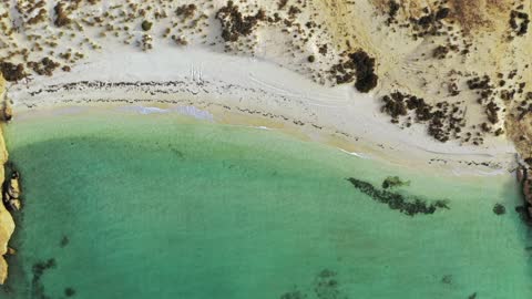 جزر فرسان جيزان السعودية لقطة جوية للشاطئ الرملي