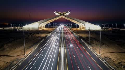 بوابة مكة طريق جدة السريع لقطة ليلية زمنية