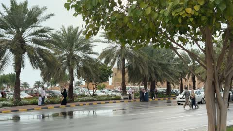 احتفالات العيد في شوارع الدمام المنطقة الشرقية فيديو