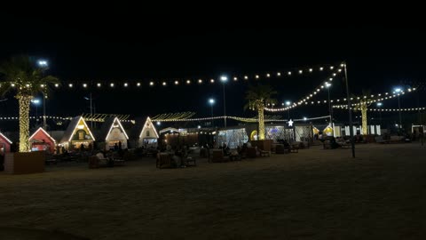 فعالية ليالي الخبر بنانا بيتش السعودية بالليل