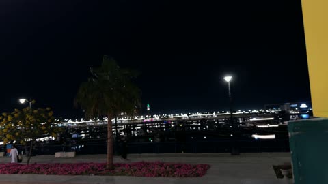 فعالية ألوان الجبيل في واجهة الفناتير البحرية ليلاً