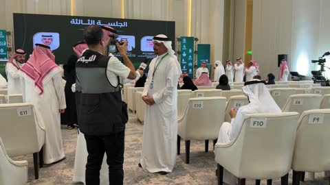 تغطية إخبارية ومقابلة إعلامية في مؤتمر سعودي