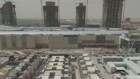 فيديو جوي لبناء ناطحات سحاب ومركز تسوق