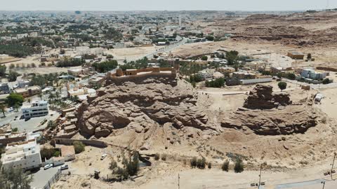 قلعة زعبل سكاكا الجوف السعودية تصوير جوي