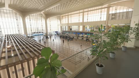 مطار الملك خالد بالرياض فيديو صالة الركاب