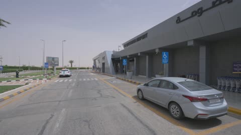 واجهة مطار القيصومة الدولي في السعودية