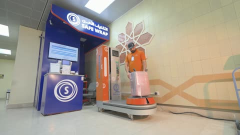 خدمة تغليف الأمتعة في المطار وحماية حقائب السفر