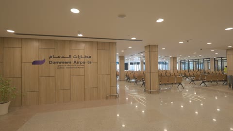 لقطات داخلية لصالة مطار الأحساء الدولي بالسعودية