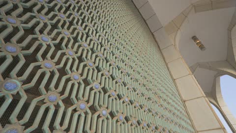 فيديو جدار المشربية الهندسي التقليدي في الشرق الأوسط