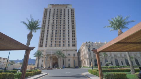 تصميم فندق الريتز كارلتون جدة لقطة خارجية نهارية